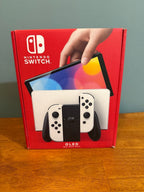Nintendo Switch OLED White 7H16