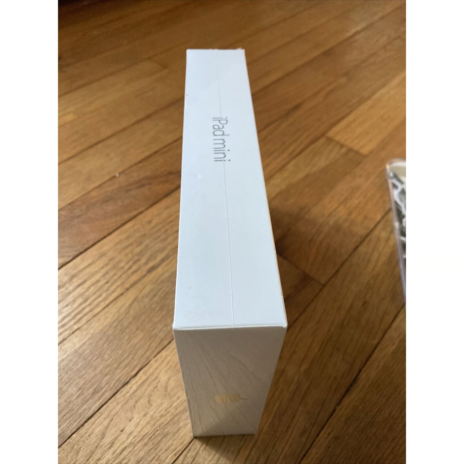 Apple iPad Mini 16GB Wi-Fi - Space Gray (MF432LL/A) Lot 5F55