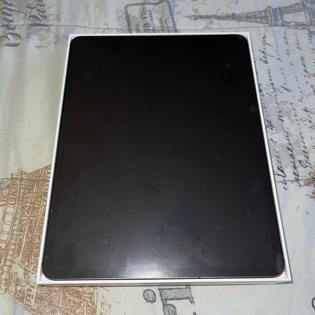 iPad 12.9 Pro UNLOCKED �?2nd generation Apple Pencil 8V28