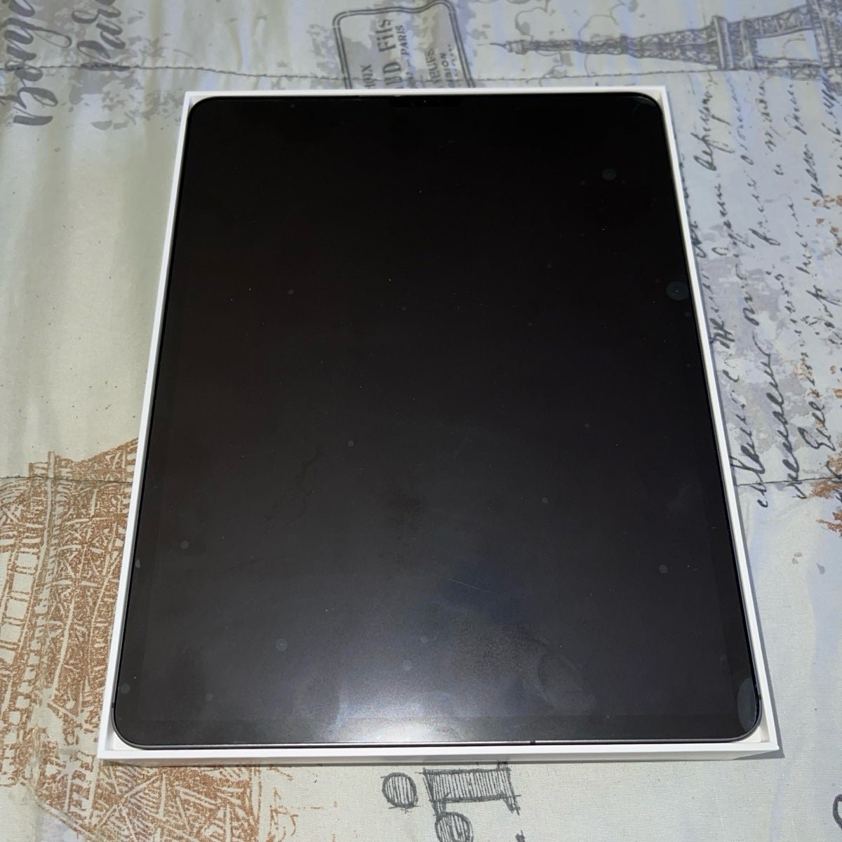 iPad 12.9 Pro UNLOCKED �?2nd generation Apple Pencil 8V28