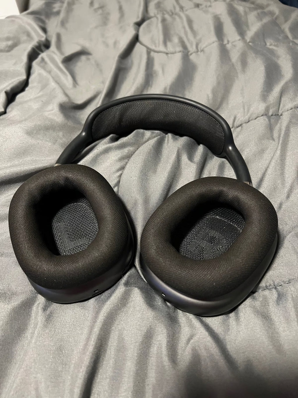 Apple AirPods Max 1R11