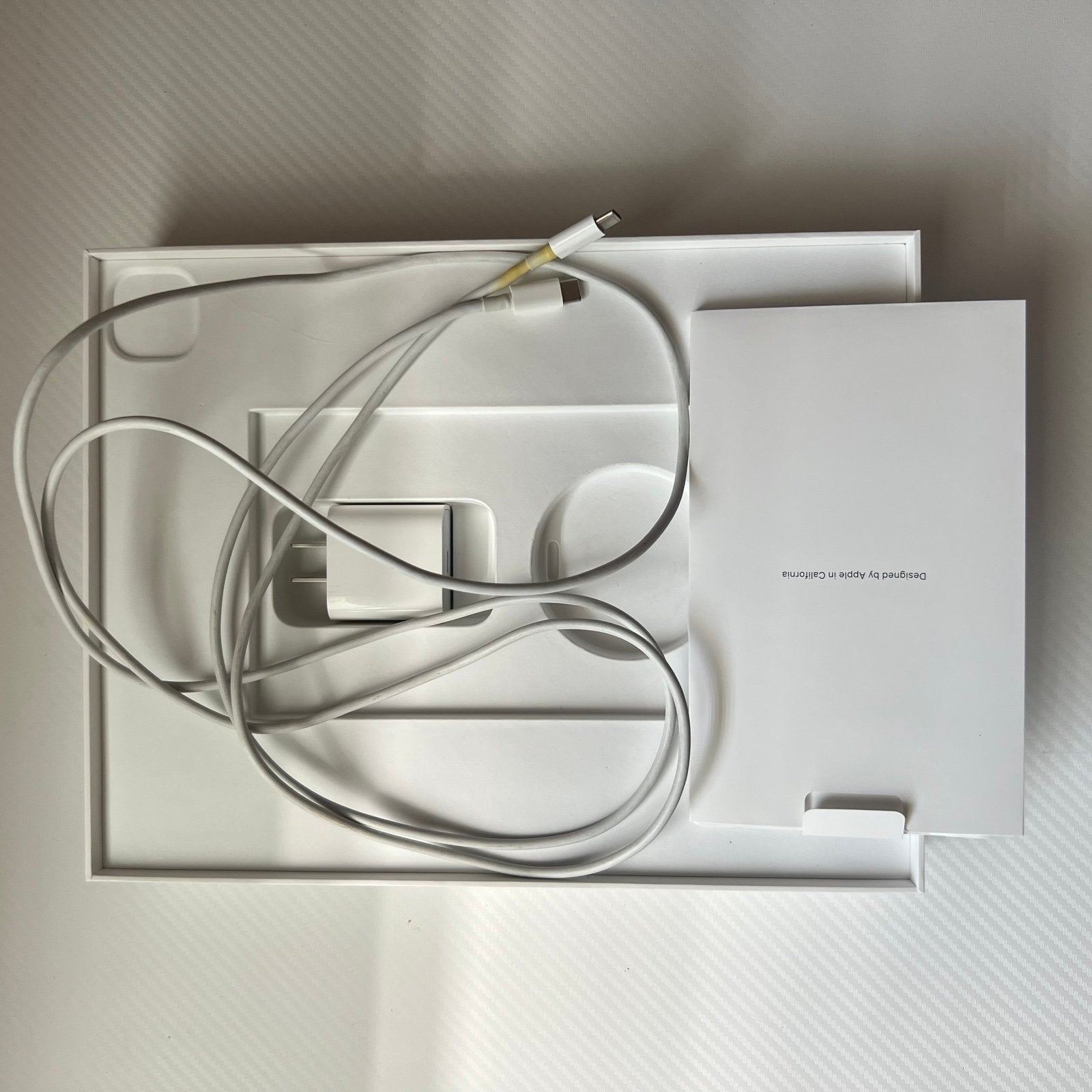 iPad Pro + Apple Pencil 7O56