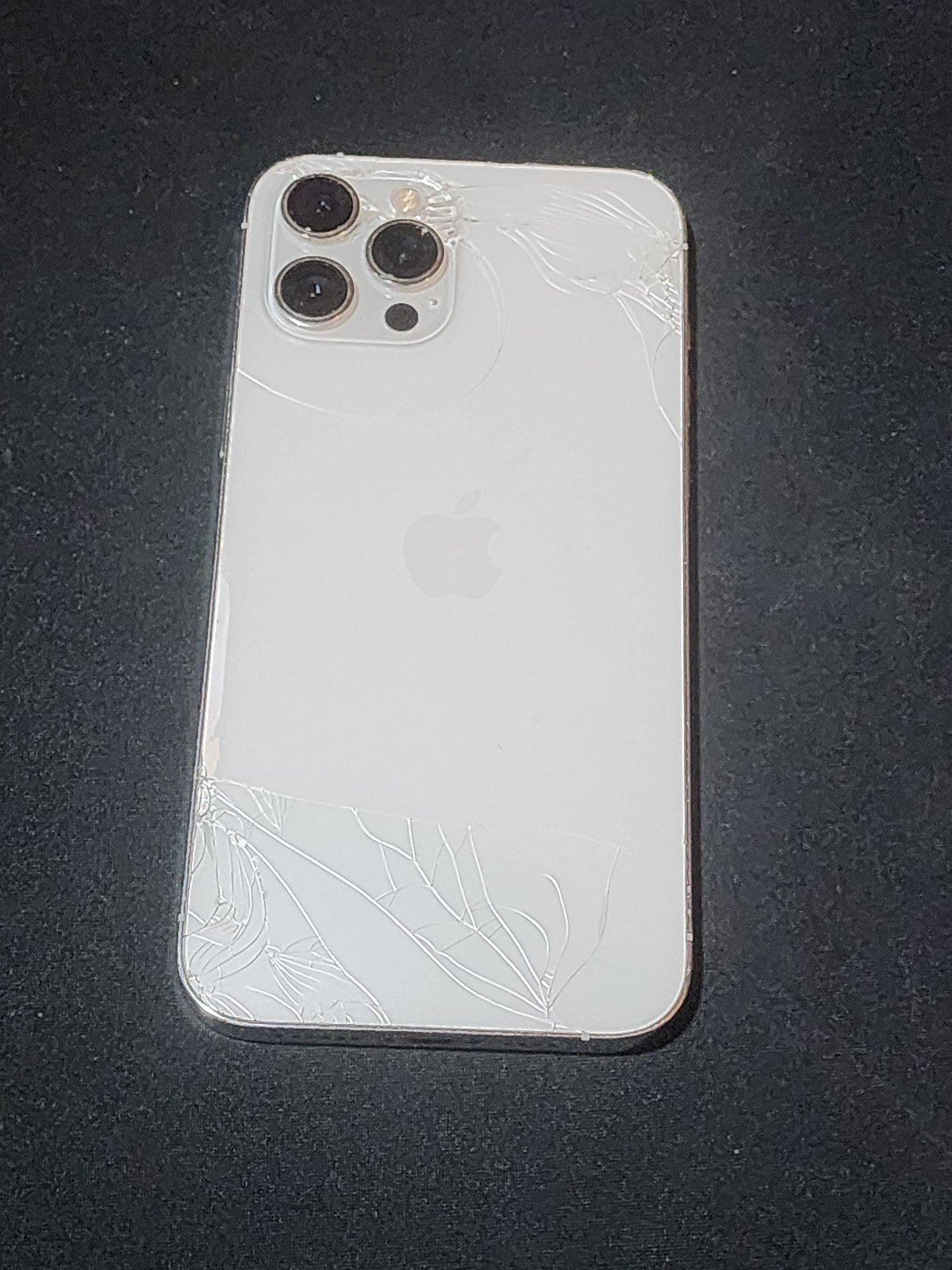 Apple iPhone 12 Pro Max 256 GB in White Unlocked Smart Phone 1N37