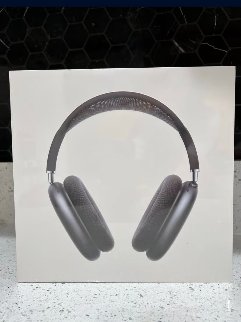 Apple AirPods Max with Smart Case 8M22