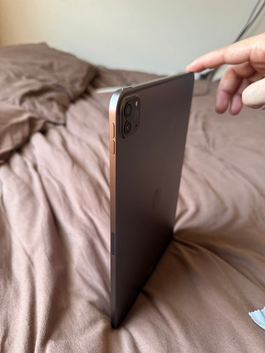 Apple iPad Pro 11�?2nd Gen 9J69