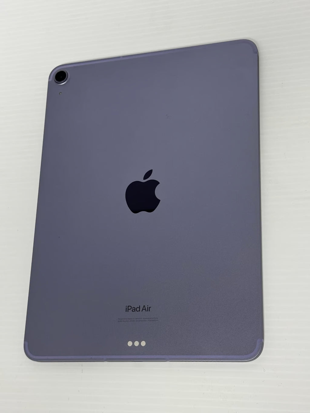 iPad Air 5th GENERATION 256GB CELLULAR 5Y95