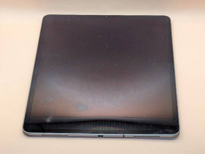 iPad Pro 4 - 256GB Gray (Unlocked) #7*** 5G33