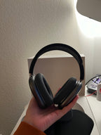 airpods max black 7C35