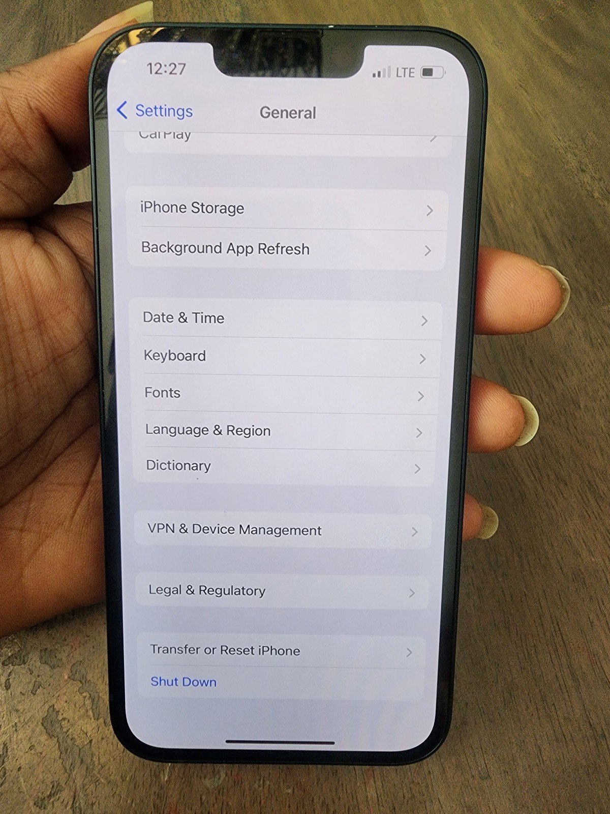 Apple iPhone 13 Verizon unlocked 128gb RESERVED 9L16