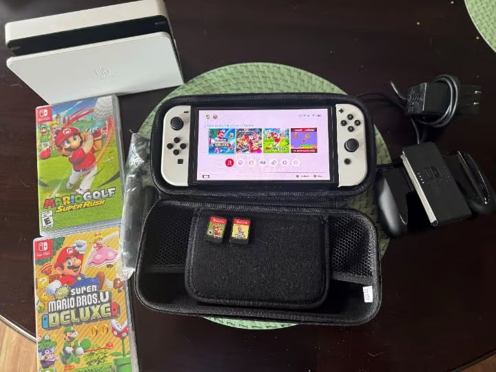 Nintendo switch oled bundle 3G69