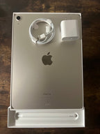 Apple iPad Air 5th Generation 256 GB in Space Gray with 2nd generation pencil 8E67