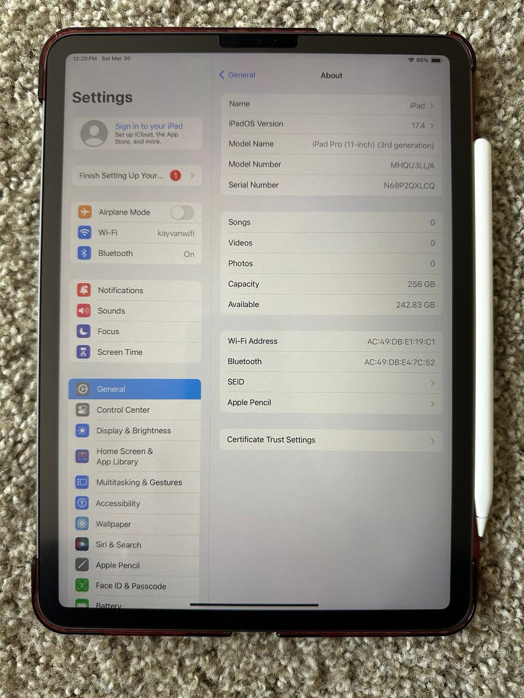 ipad pro 11 inch 256gb 3rd generation with Apple Pencil 5V71