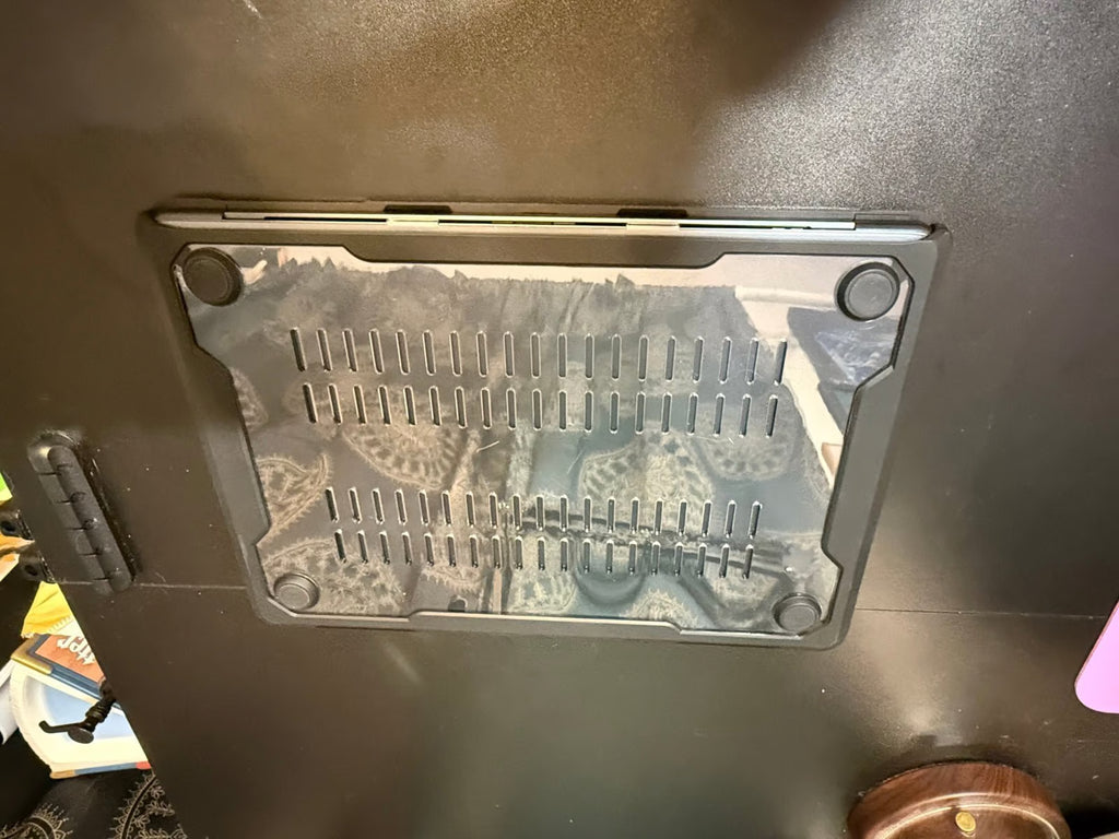 macbook air 2022 & Magic Mouse 6H37