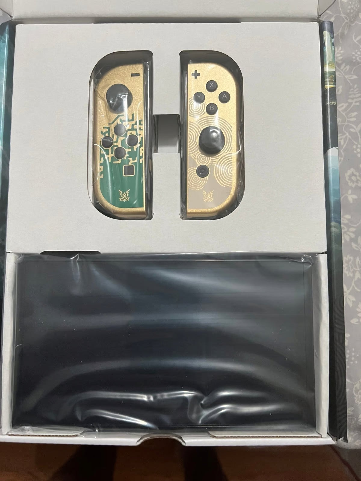 Nintendo Switch  - The Legend of Zelda: Tears of the Kingdom  NEVER OPEN READ 2U59