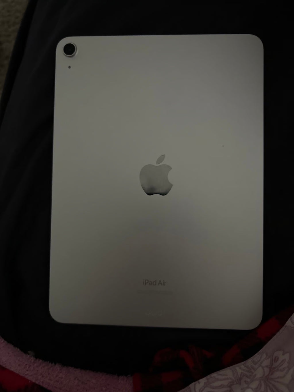 iPad Air 5th generation 1K63