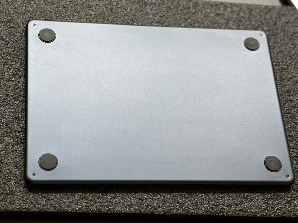 MacBook  air 13 m2 8 256 Gb midnight mly33ll/a 1U78