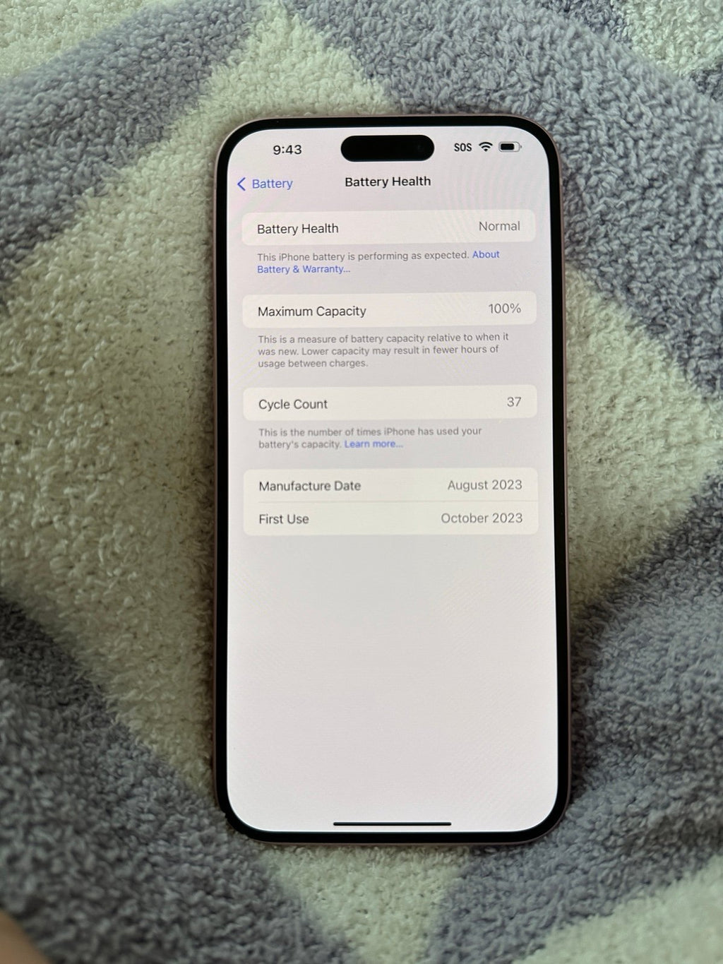 iPhone 15 Plus Pink 6V13