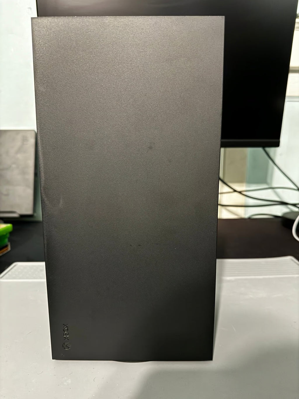 Xbox Series X W/ Games 6B18