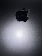 Apple iPad Pro 5th Generation 128 GB in Space Gray WIFI only 1P86