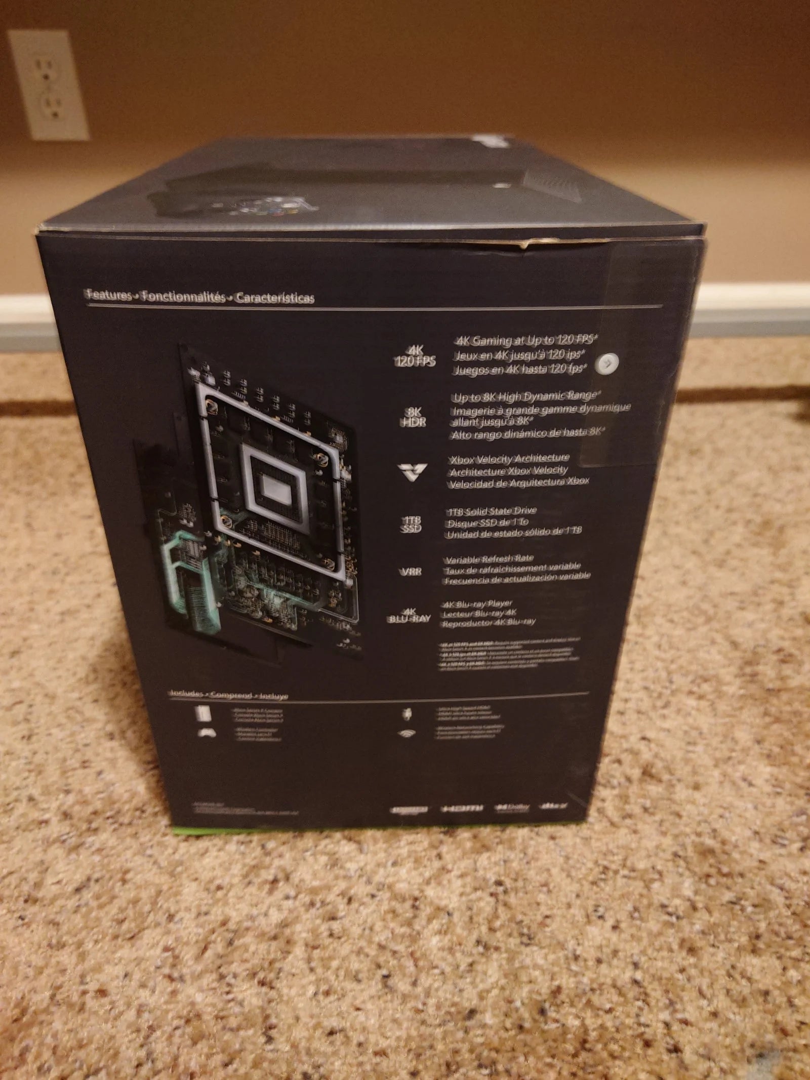 Xbox Series X console. New in box 5O27