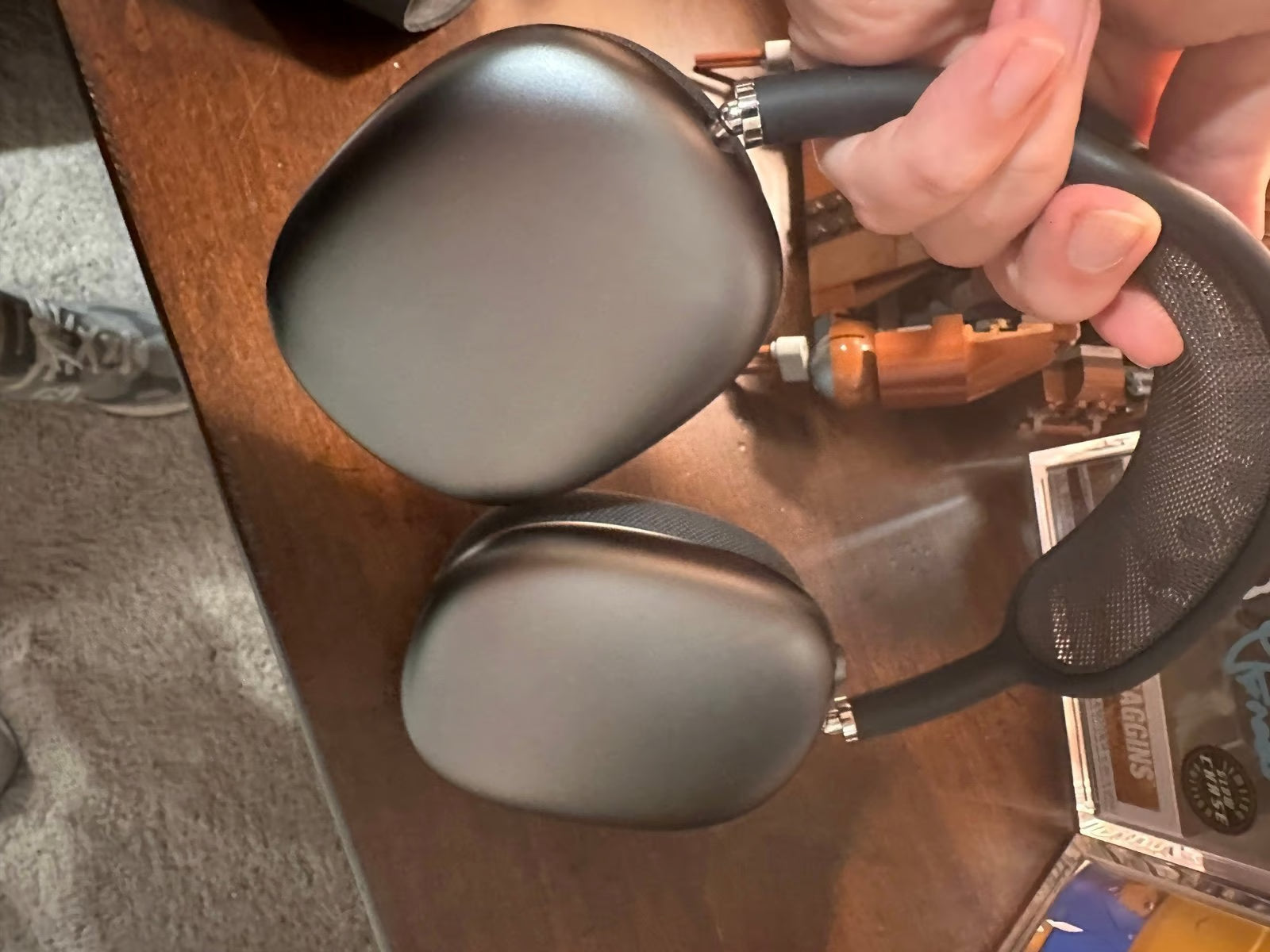 airpod max space grey 2S35