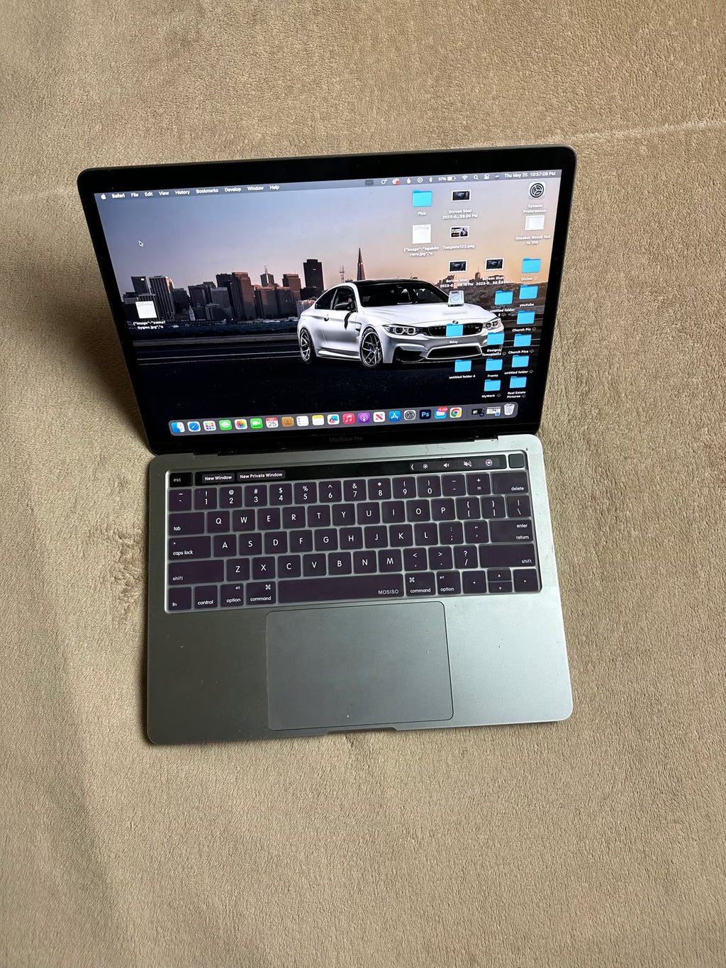 MacBook Pro 2A57