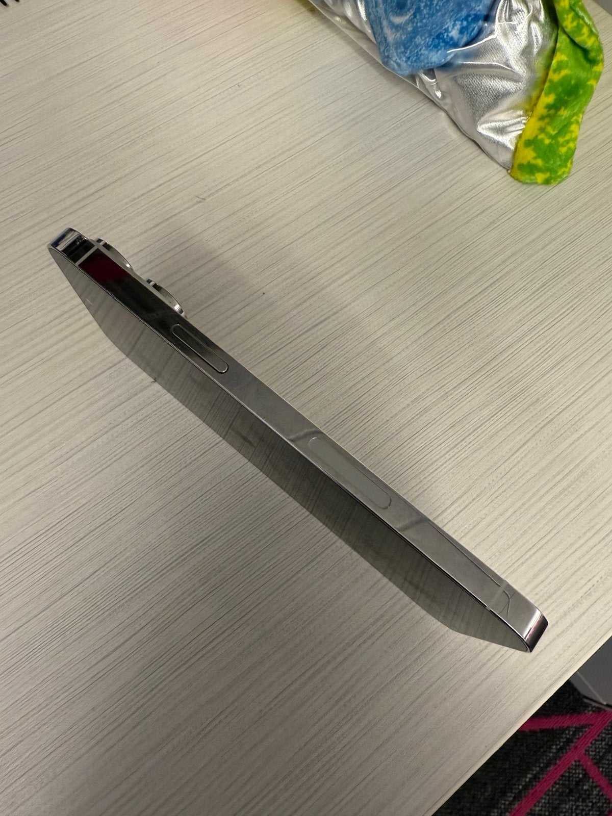 iPhone 14 Pro Max 8E95