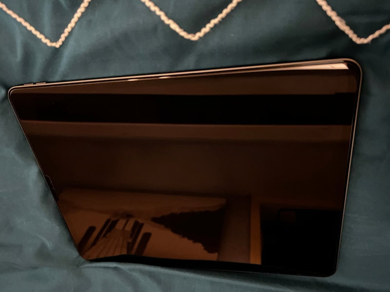 Apple iPad Pro 4th Generation 128 GB 6Q73