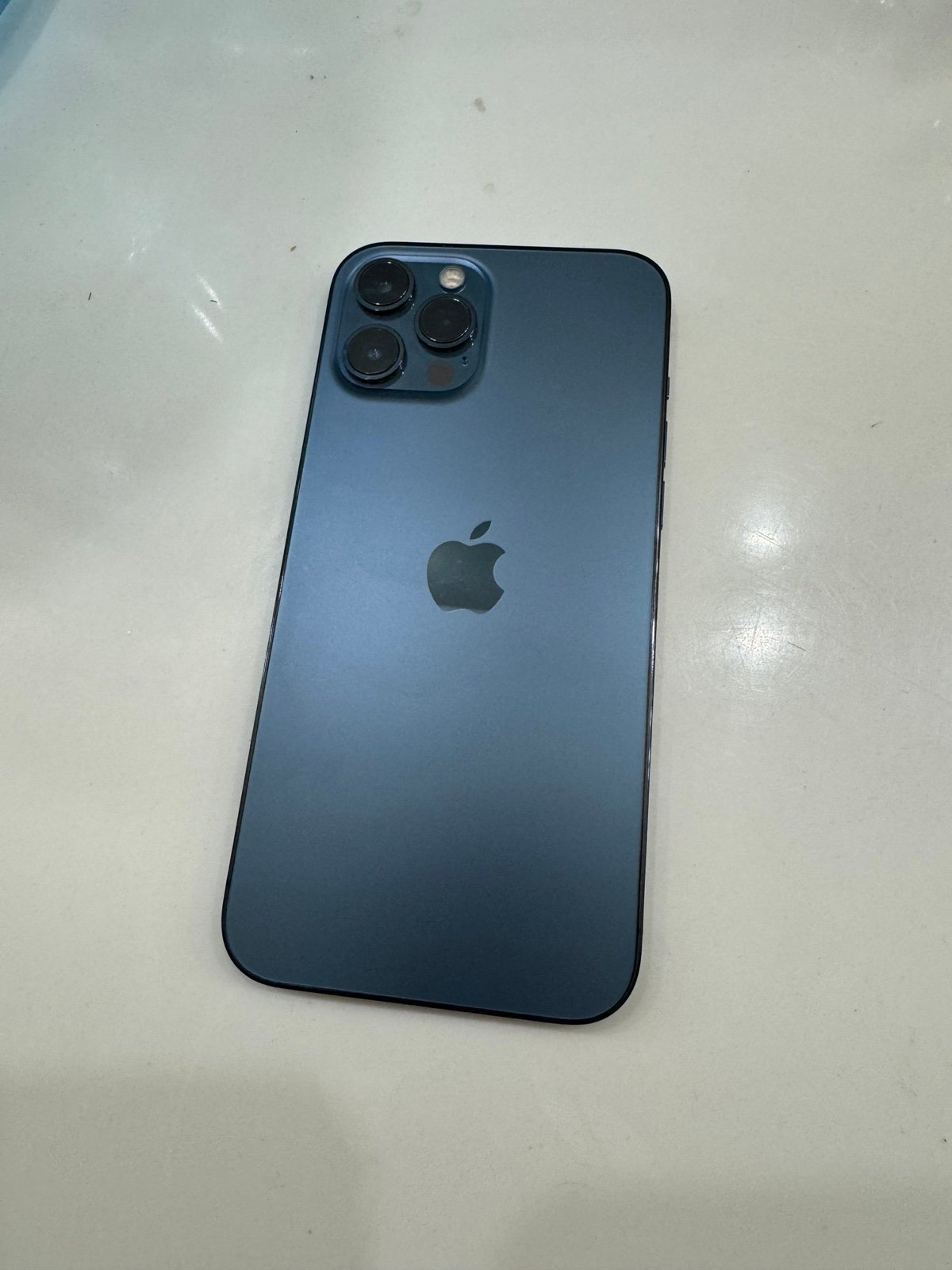 Apple iPhone 12 Pro Max 128 GB in Pacific Blue for Unlocked 1J85