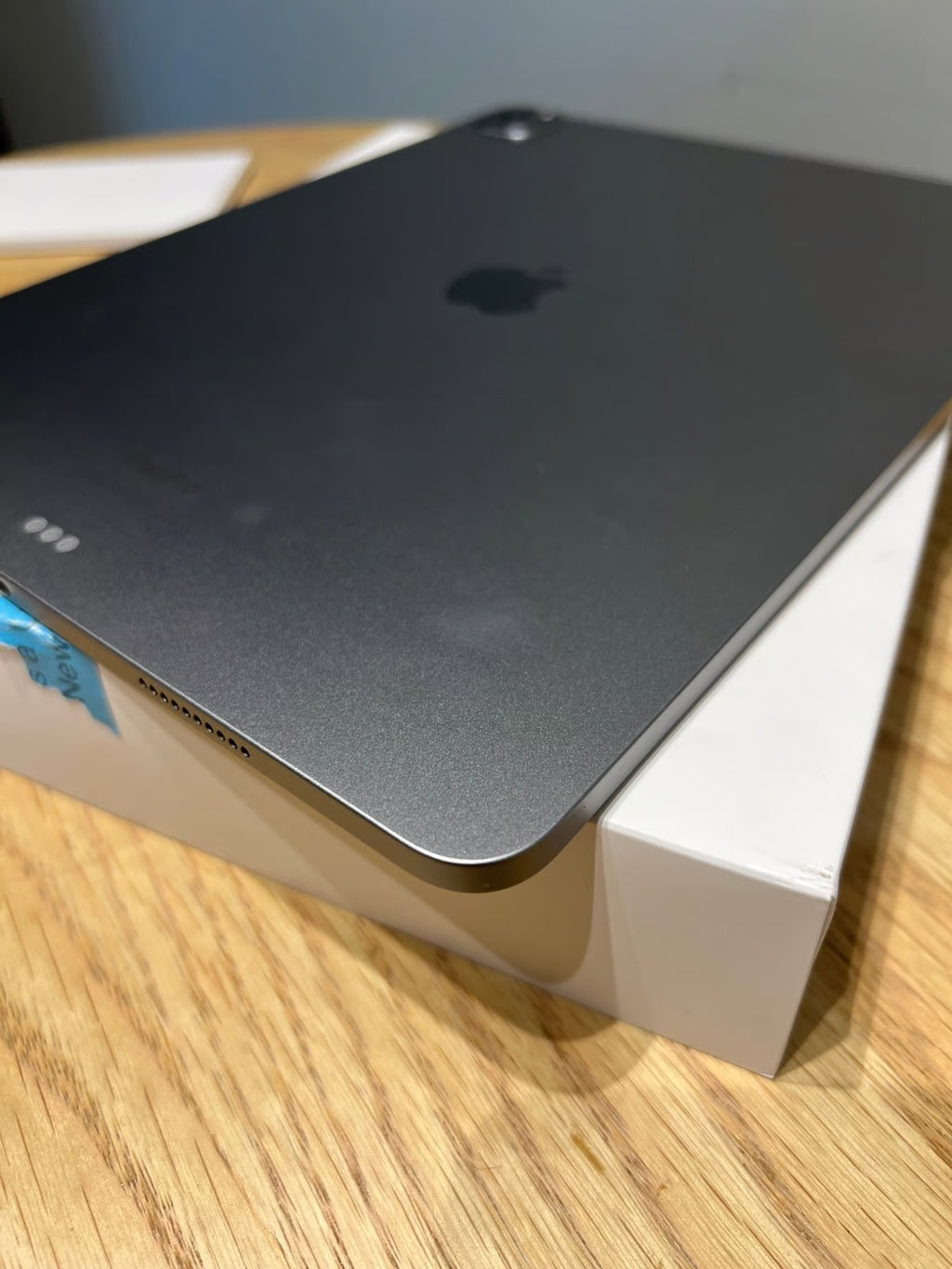 ipad pro 12 inch 6th gen 5B99