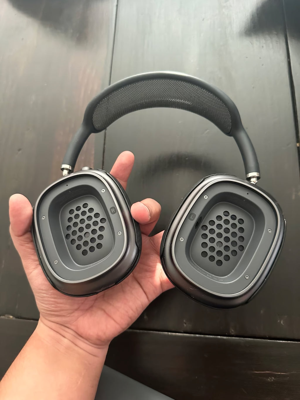 airpod pro max 1R61