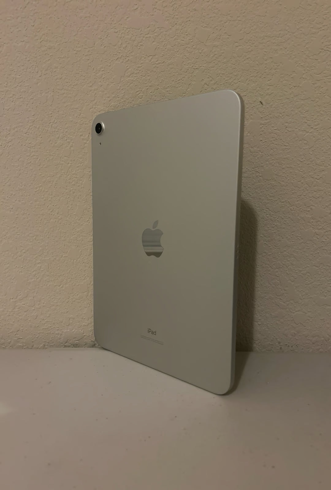 Ipad Air 10th Generation (Silver) (64 gb) 1R22