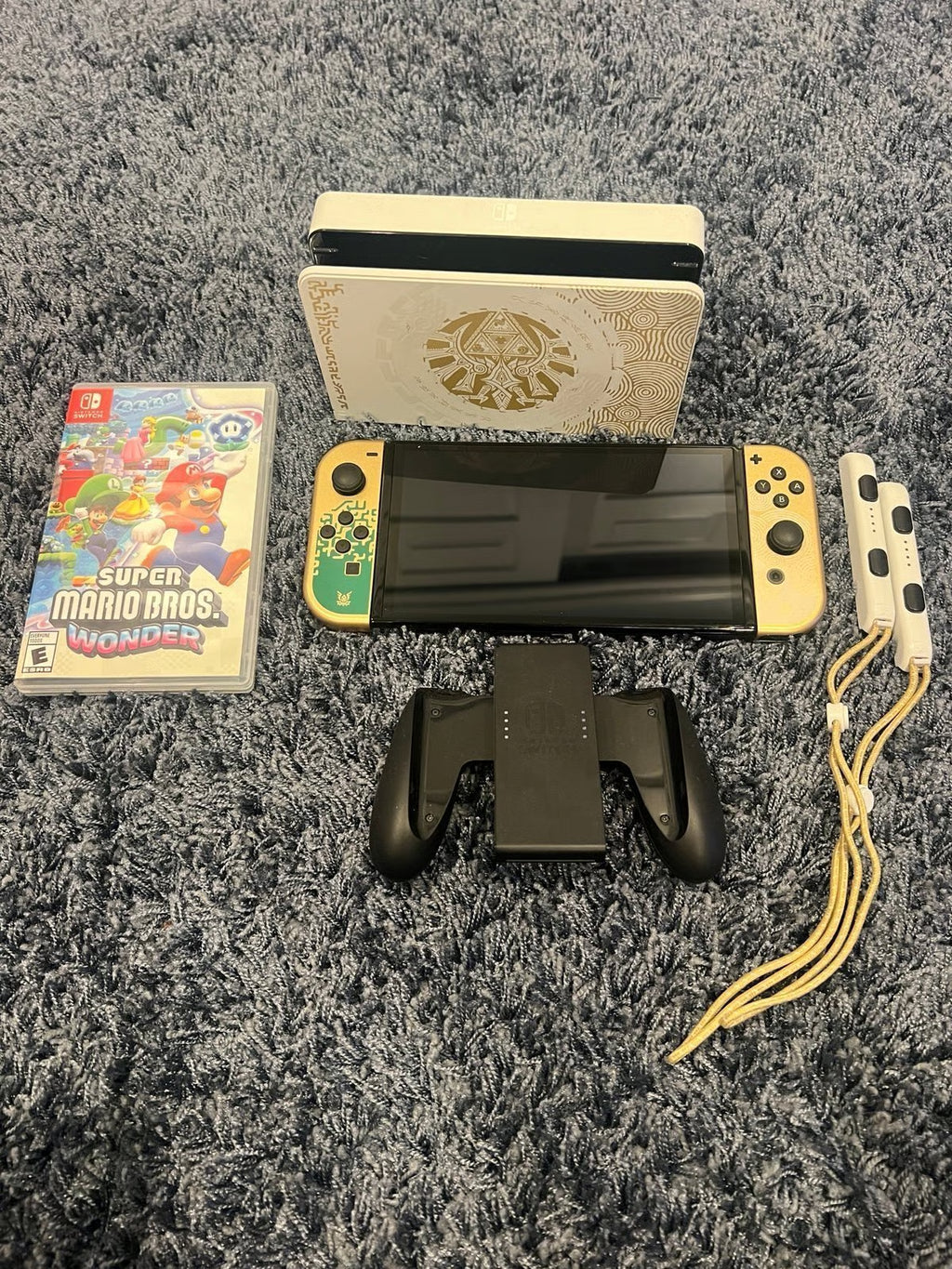 Nintendo Switch OLED Tears of the Kingdom Edition  w/ Super Mario Wonder 3Y53