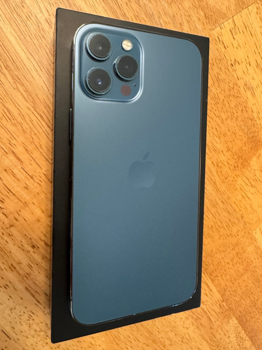 Apple iPhone 12 Pro Max 128 GB ATT. 9A23