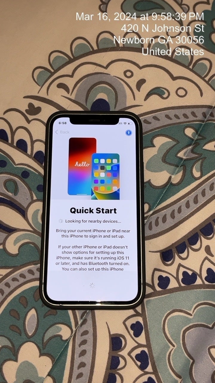 UNLOCKED!!!!!!! iPhone 12 mini MINT GREEN w/ Apple brand matte black case 5R98