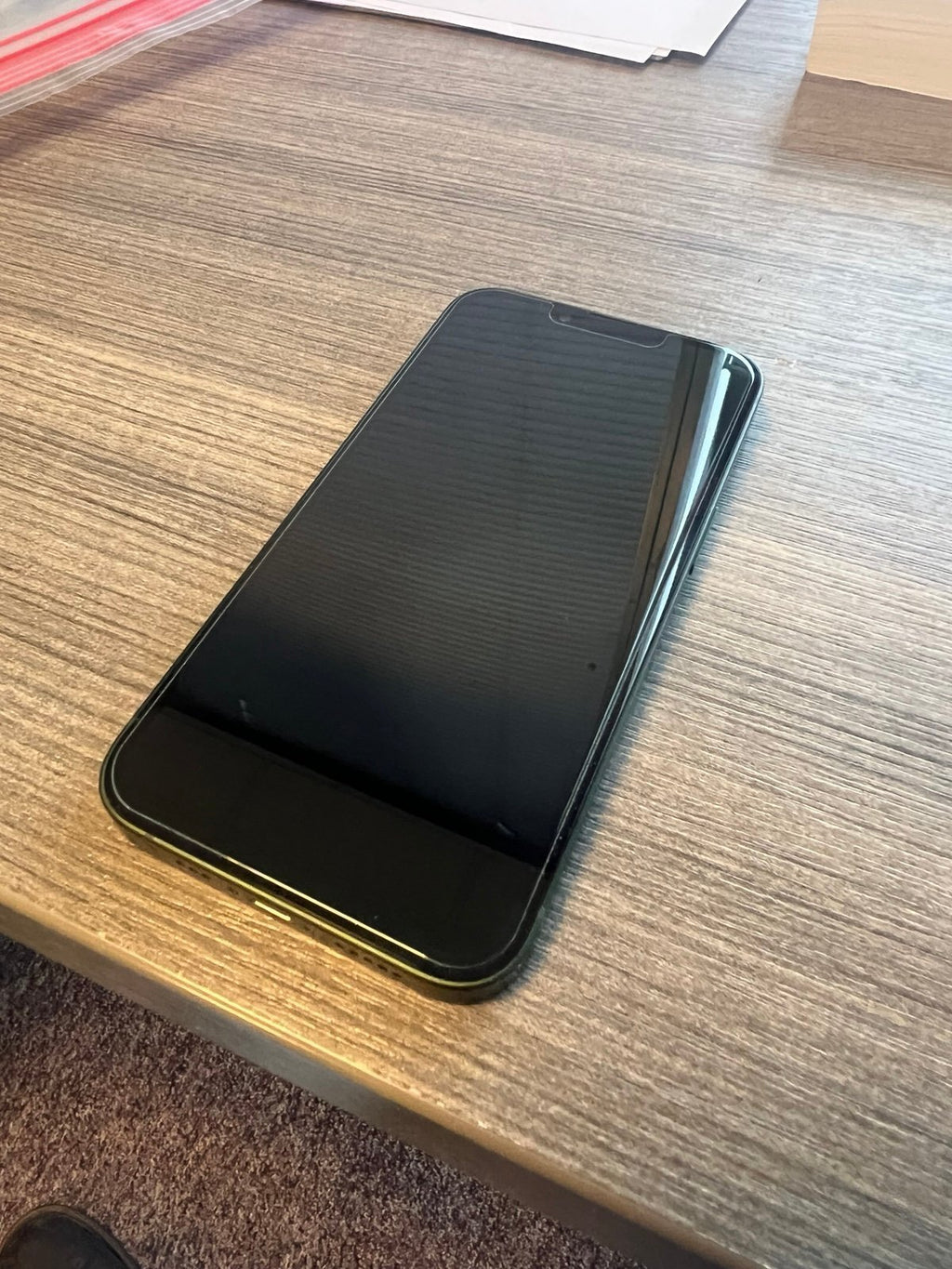 iPhone 13 Unlocked 7B77