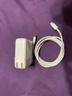 MacBook Pro 2019 Core i9 32gb Ram 512gb ssd 15 inch touchbar Radeon Pro Vega 16 5S88