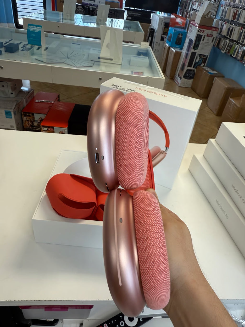 AirPods Max Pink Original Apple Headphones with Apple care till August 2025 9D12