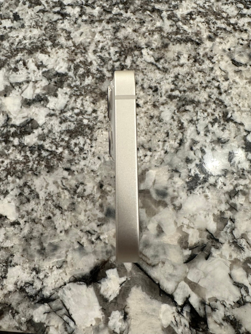 Apple iPhone 13 128GB White 6Q93