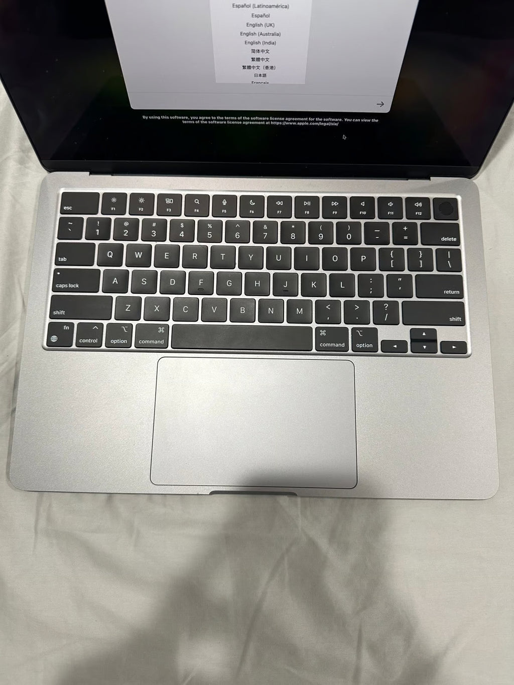 13-inch MacBook Air with Apple M3 chip 7N76