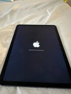 Apple iPad Air 4th Generation 64 GB Wi-fi + cellular 8D32