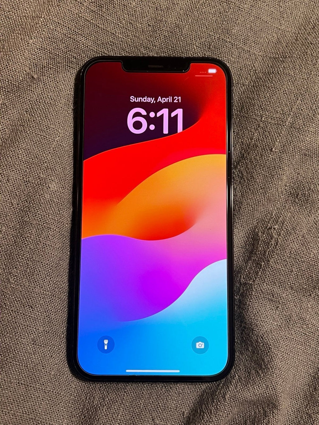 iPhone 12 Pro Max ( reserved ) 7T62