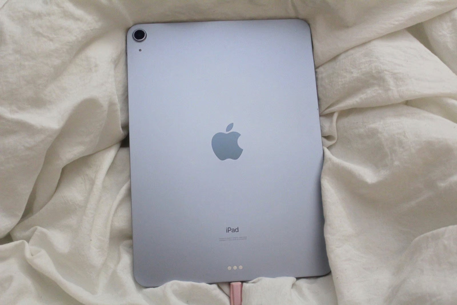 Apple iPad Air 4th Generation 256 GB in Silver 9G58