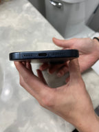 iphone 15 pro max 8Q12