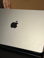 Macbook Pro 14 Inch M1 Pro 10-Core 8R18