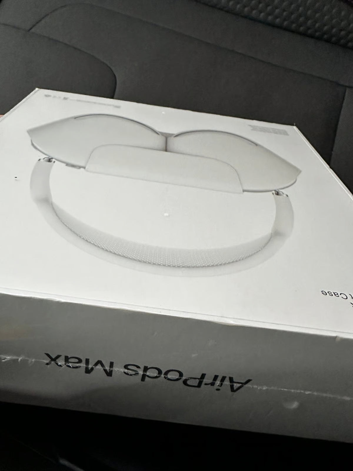 Apple AirPods Max in Silver 7Y21