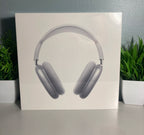 Apple AirPods Max with Smart Case in Silver 5X37