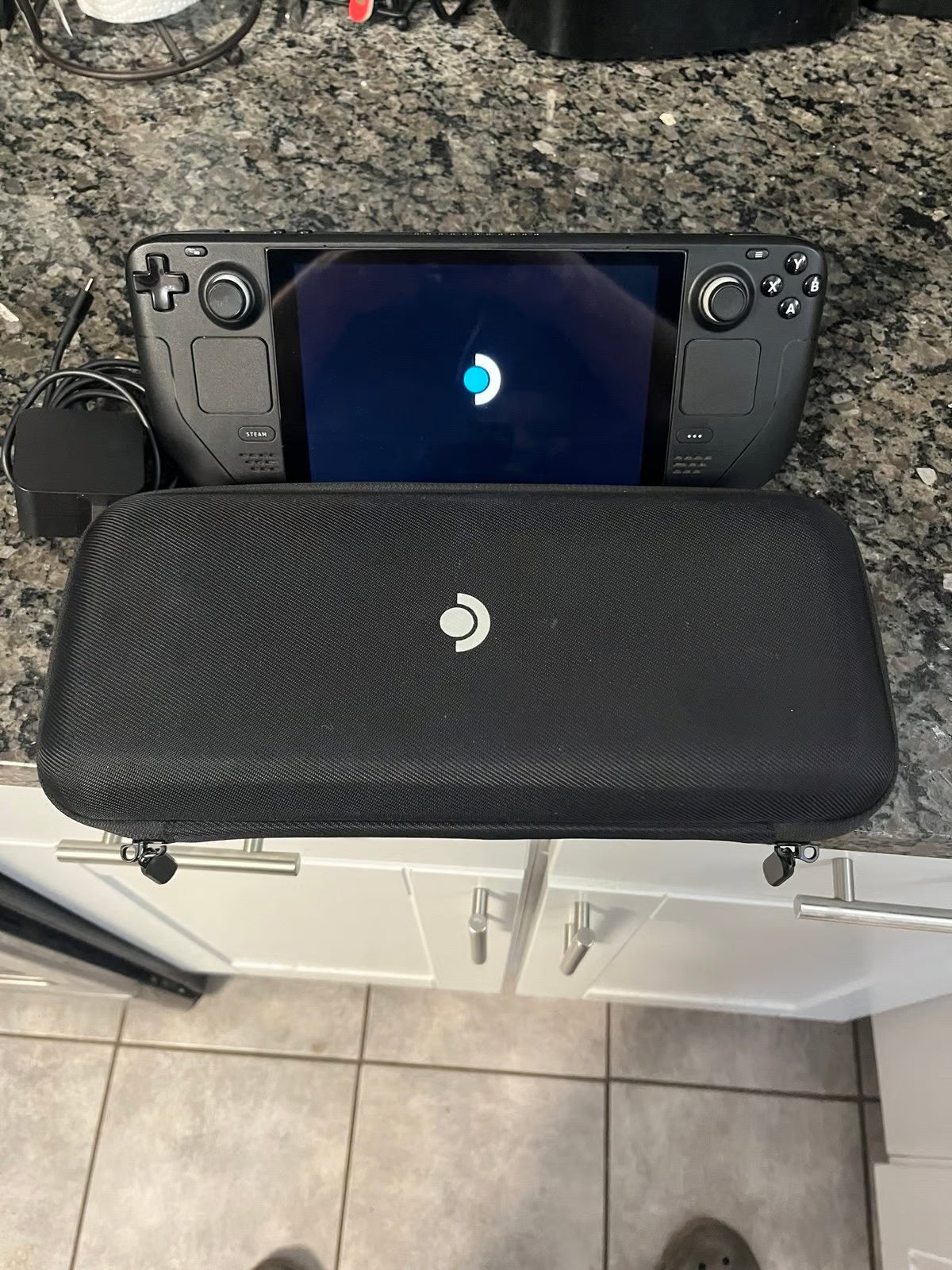 STEAM DECK 256 GB LCD MODEL W/ JSAUX DOCK 2C67