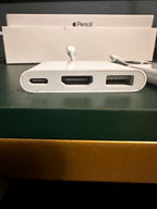 iPad Pro 12.9 5th generation bundle 7D78