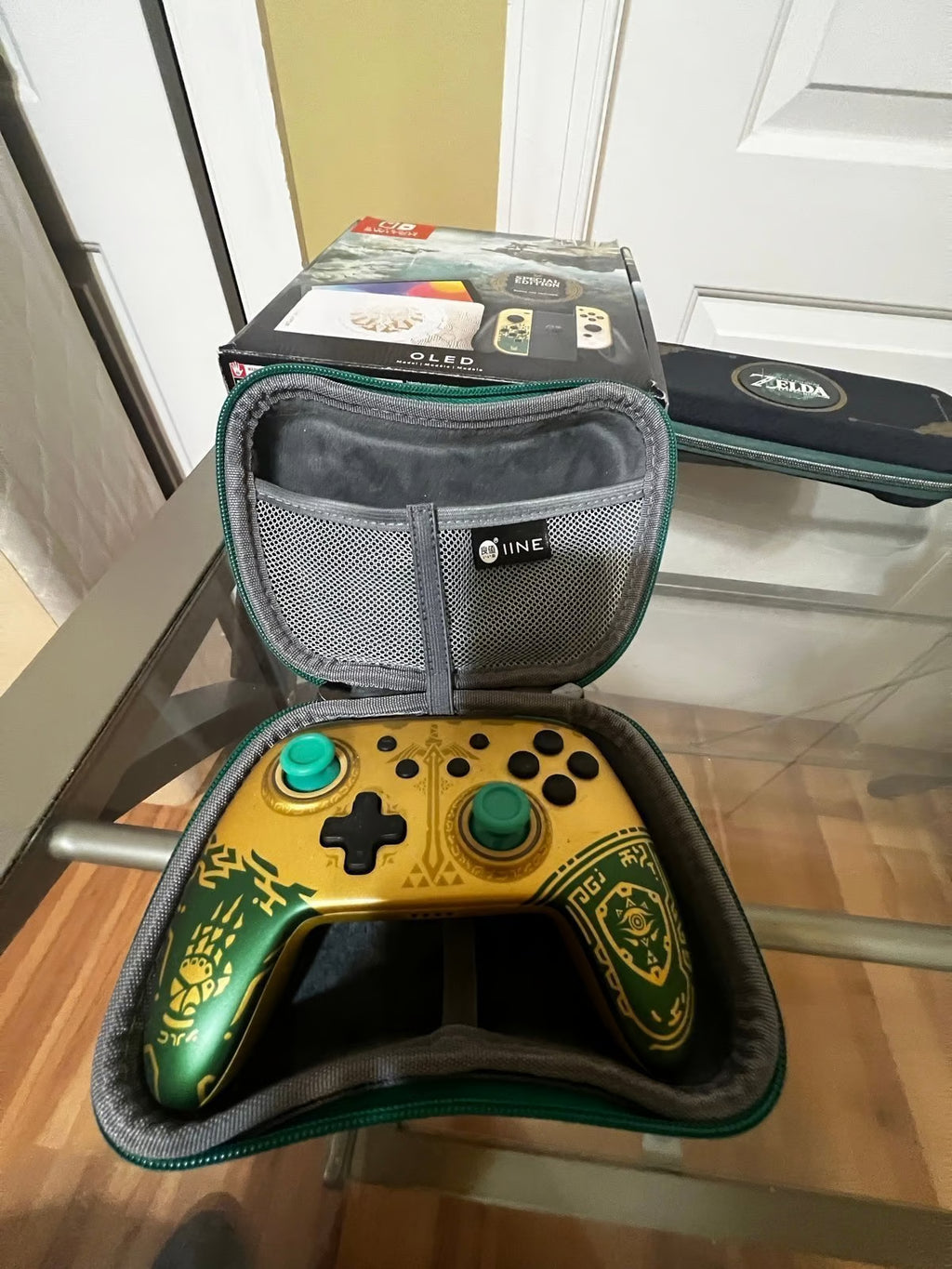 zelda tears of the kingdom Nintendo switch OLED Bundle 512 memory card & case 2E12